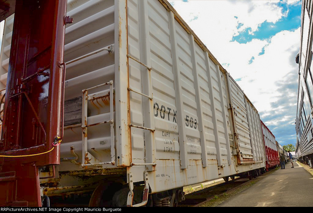 U.S. Department of Transportation DOTX Box Car PS-1